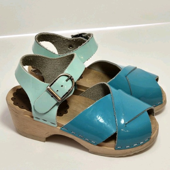 Hanna Andersson Wood Leather Ankle Strap Clogs Size 27  Kid's 10 Sandals Blue‎ - Picture 1 of 9
